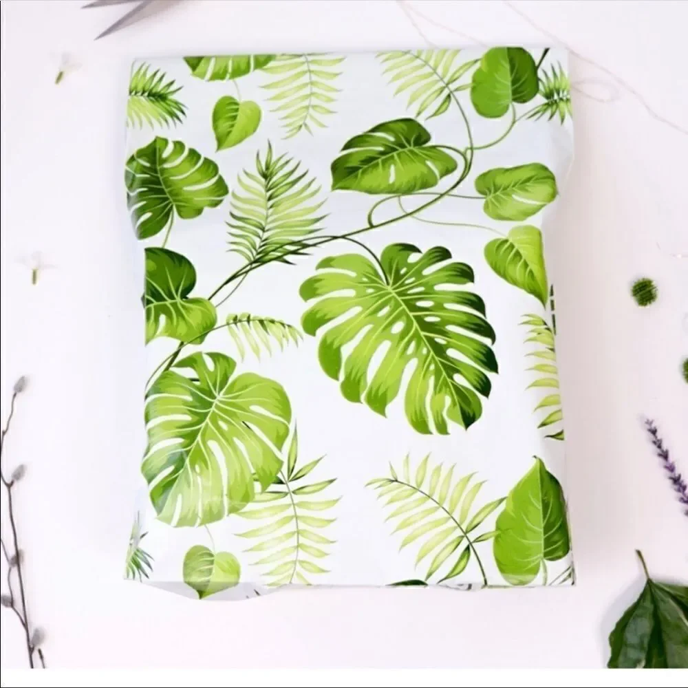 Poly Mailers MIX 10x13 14.5x19x4 14x17 35 pieces 35 stickers